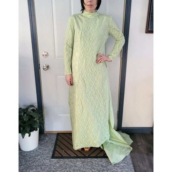 Vintage Dresses & Skirts - 70s‎ Green Renaissance Style Dress